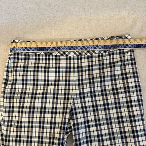 Izod Flat Front Capri Golf Pant Size 10 - Picture 10 of 12